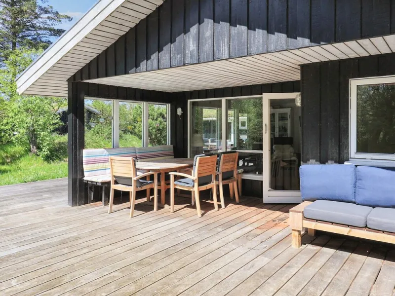 8 Person Holiday Home in Pandrup photo 11