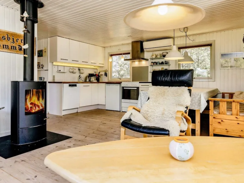 8 Person Holiday Home in Pandrup photo 12