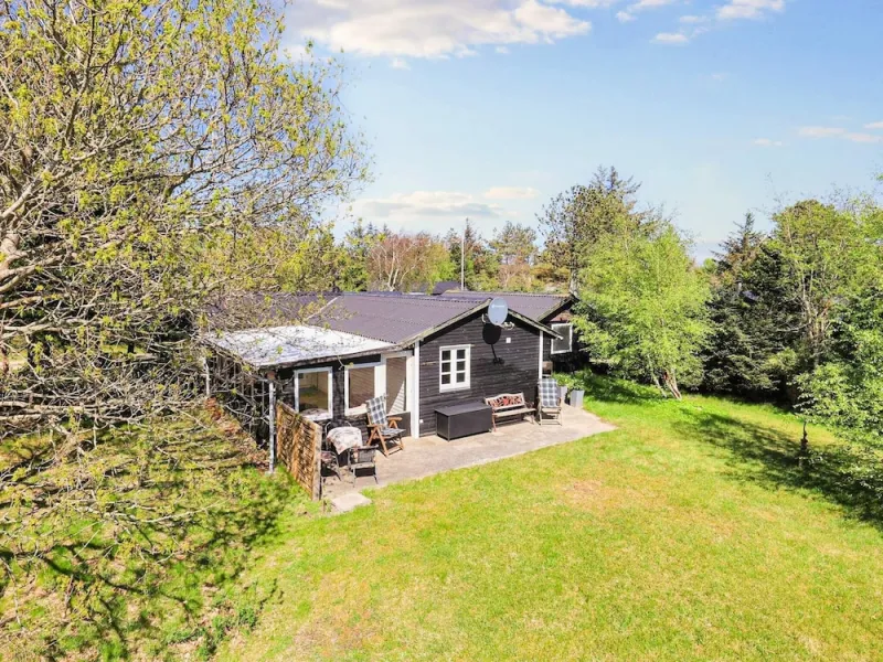 6 Person Holiday Home in Blokhus photo 1