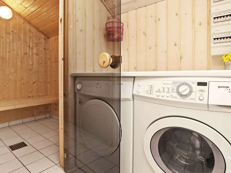 Billede 19 af 8 Person Holiday Home in Harboore