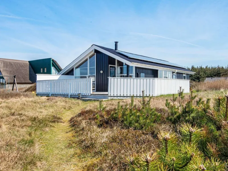 9 Person Holiday Home in Harboore