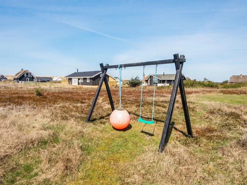 Billede 4 af 9 Person Holiday Home in Harboore