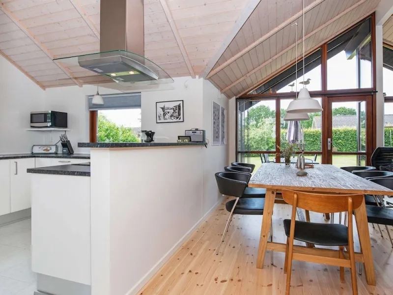 Billede 8 af 8 Person Holiday Home in Ebeltoft-by Traum
