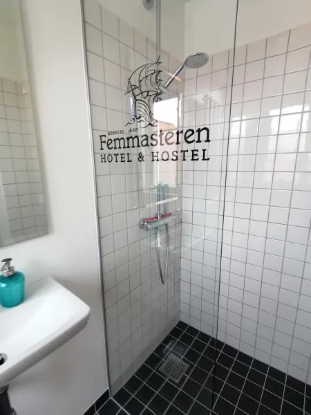 Femmasteren Hotel & Hostel photo 58