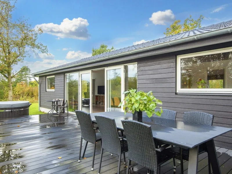 Billede 7 af 4 Star Holiday Home in Allingabro