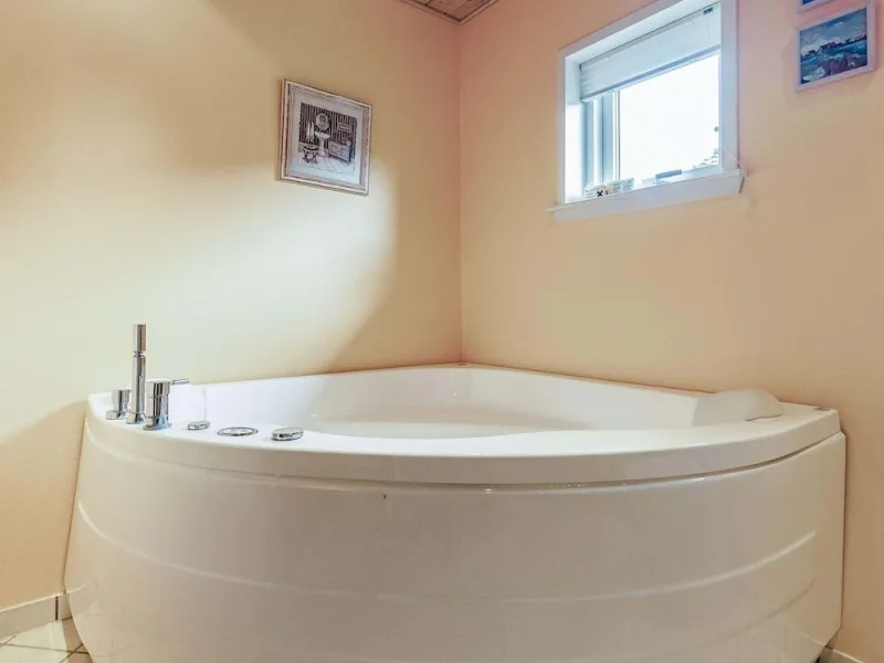 Billede 22 af 8 Person Holiday Home in Spottrup