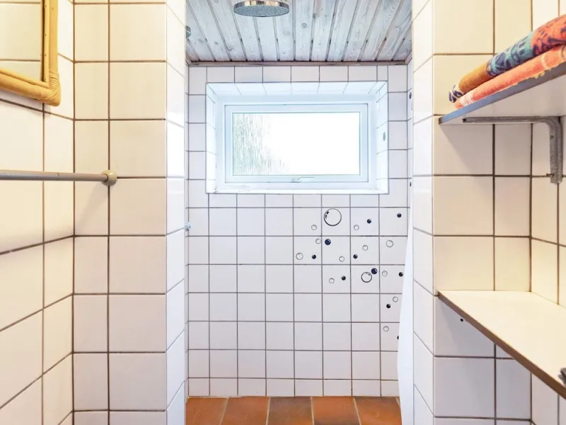 Billede 8 af 6 Person Holiday Home in Frostrup