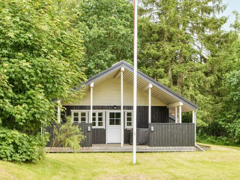 Billede 7 af 6 Person Holiday Home in Glesborg-by Traum