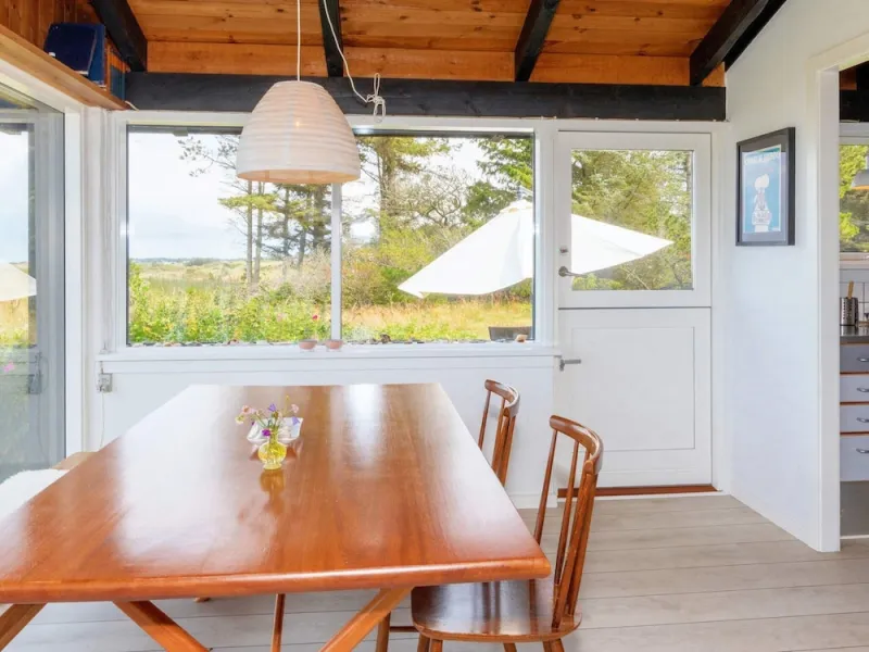 Billede 16 af 6 Person Holiday Home in Bindslev