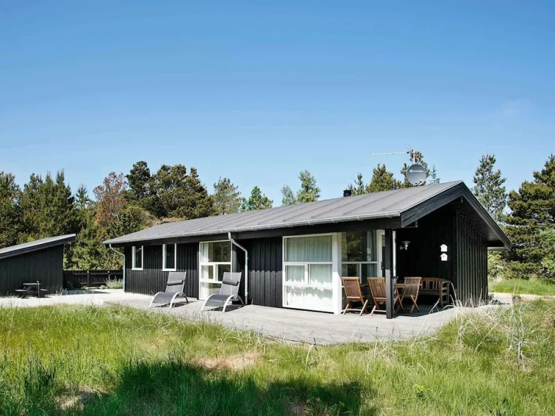 6 Person Holiday Home in Strandby