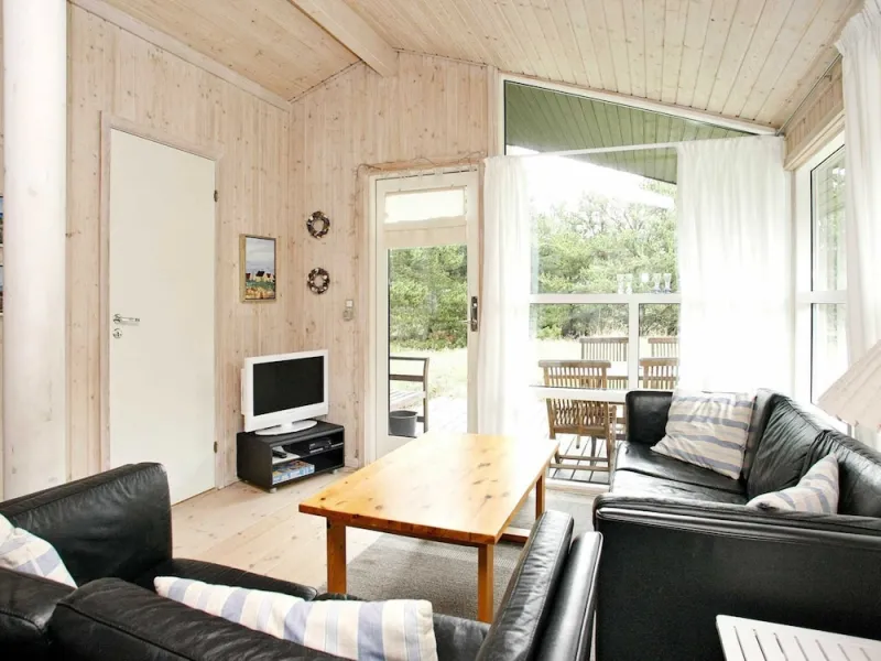 Billede 6 af 6 Person Holiday Home in Strandby