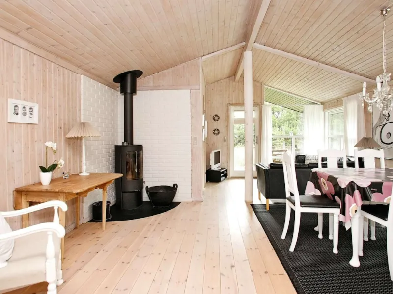 Billede 9 af 6 Person Holiday Home in Strandby