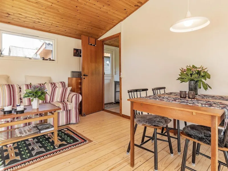 Billede 2 af 4 Person Holiday Home in Faxe Ladeplads-by Traum