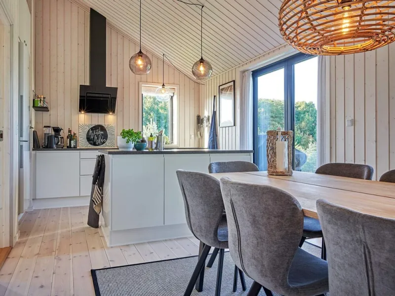 Billede 23 af 8 Person Holiday Home in Aakirkeby