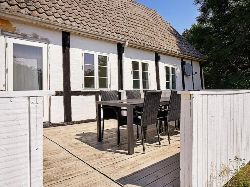 Billede 5 af 6 Person Holiday Home in Aakirkeby