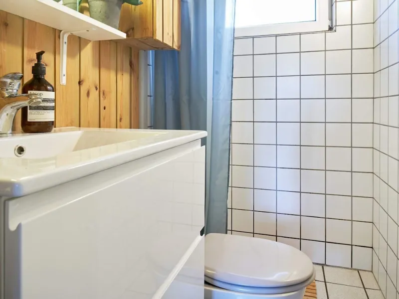 Billede 7 af 4 Person Holiday Home in Aakirkeby