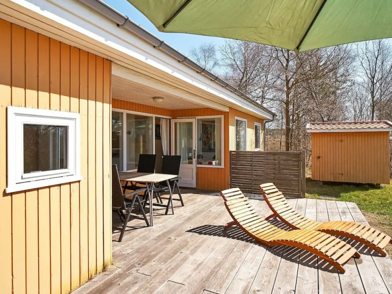 Billede 2 af 6 Person Holiday Home in Aakirkeby