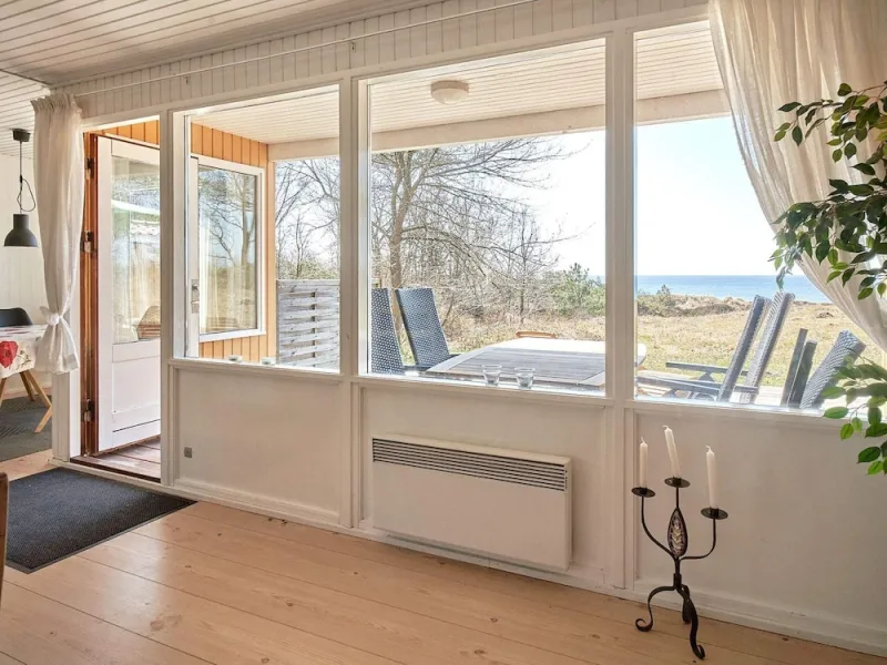 Billede 19 af 6 Person Holiday Home in Aakirkeby