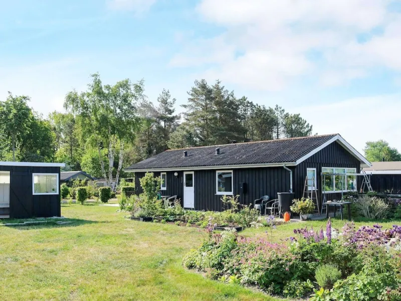 Billede 2 af 4 Person Holiday Home in Storvorde