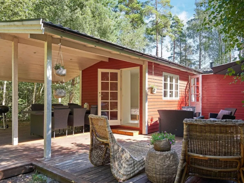 Billede 2 af 5 Person Holiday Home in Aakirkeby