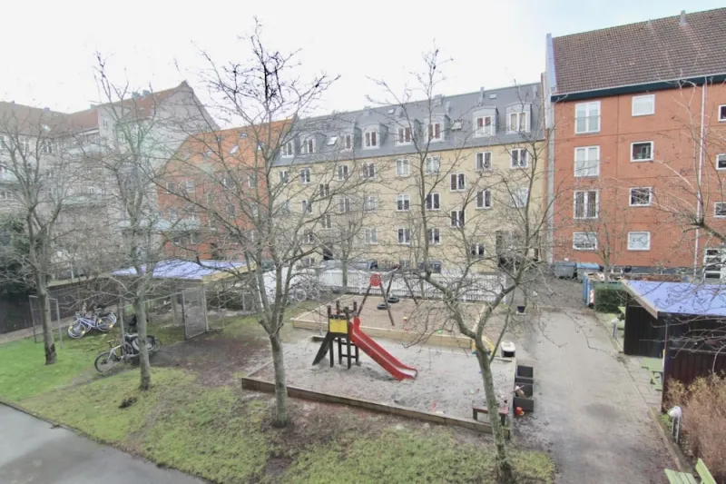 Great Refurbished 2-bed in Amager Island