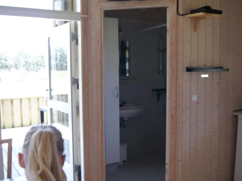 Billede 8 af Vast Cabin in Camping Resort