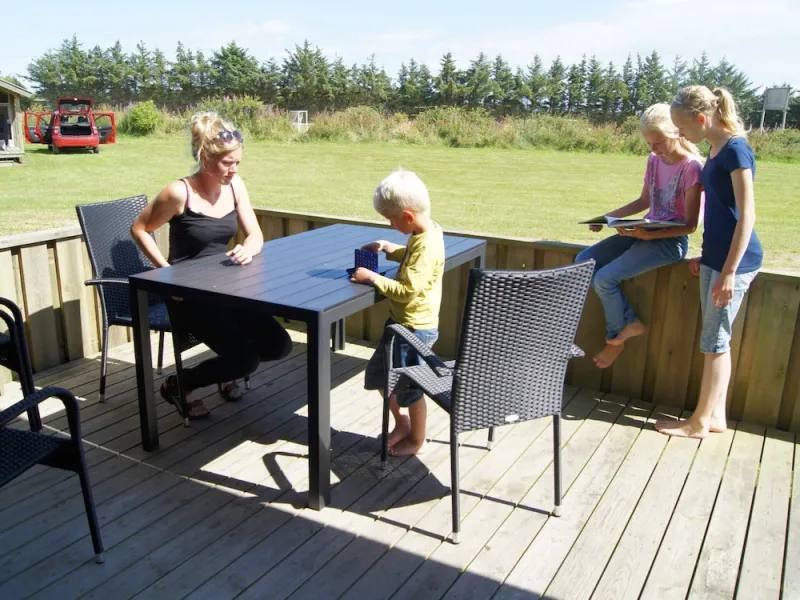 Billede 9 af Vast Cabin in Camping Resort