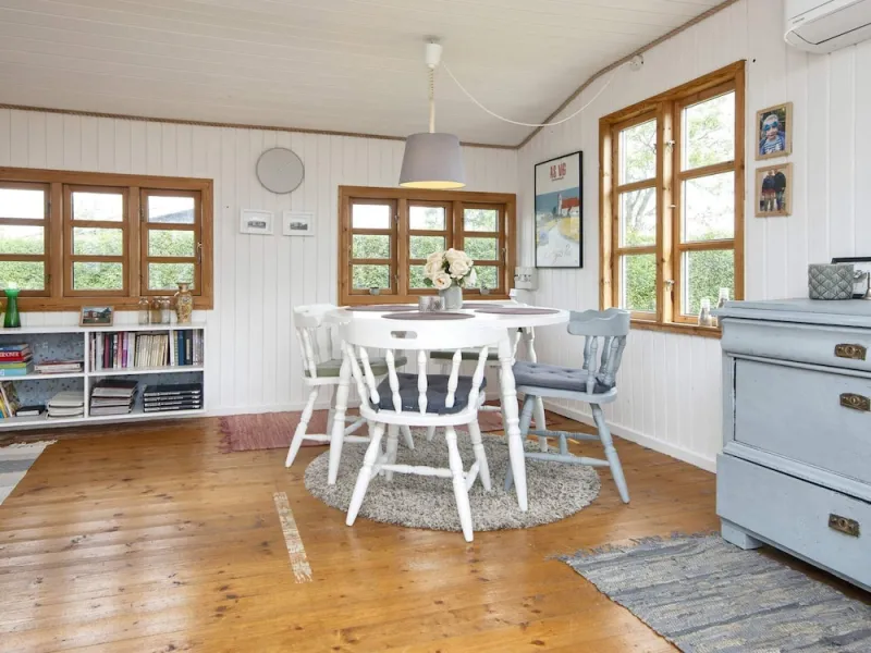 Billede 2 af 4 Person Holiday Home in Juelsminde