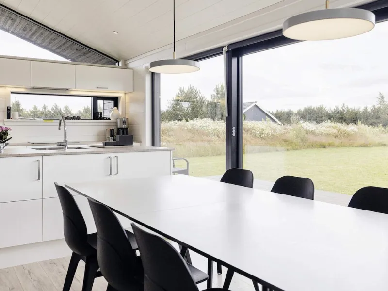 Billede 25 af 9 Person Holiday Home in Vaeggerlose