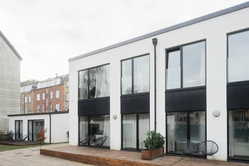 Fantastic 1-bed Apartment w Private Terrace