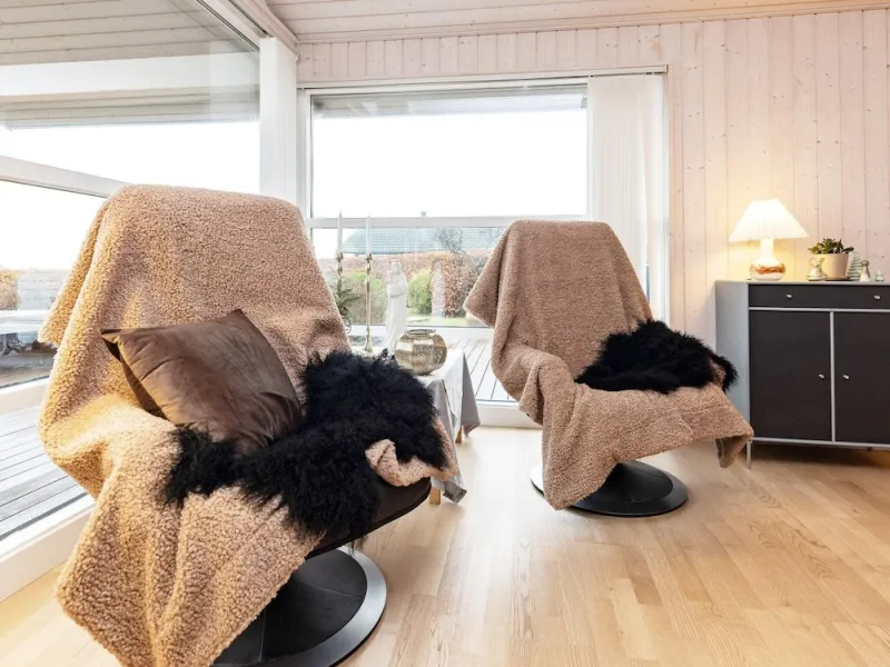Billede 2 af 6 Person Holiday Home in Karrebaeksminde