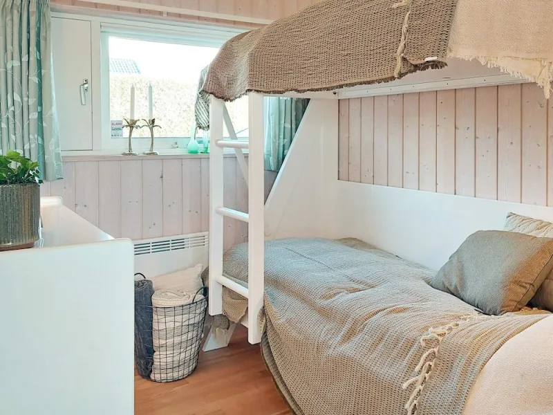 Billede 9 af 6 Person Holiday Home in Karrebaeksminde