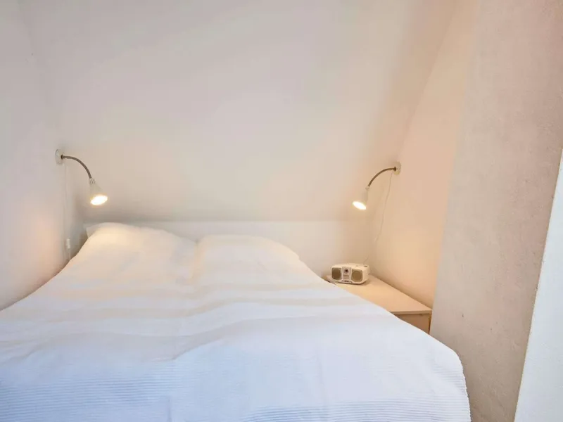 Billede 7 af 6 Person Holiday Home in Aakirkeby