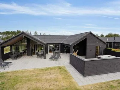 Billede 68 af 5 Star Holiday Home in Romo