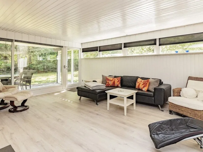 Billede 4 af 6 Person Holiday Home in Hojslev