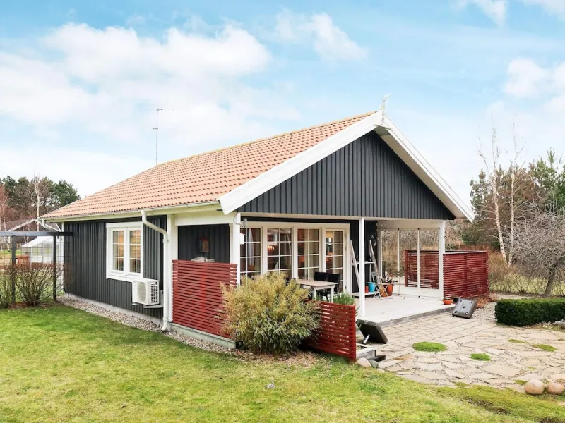 Billede 21 af 5 Person Holiday Home in Laeso