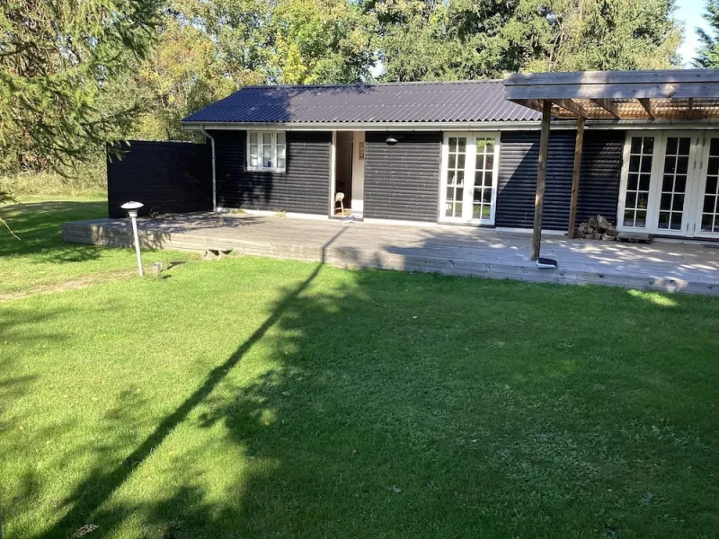 6 Person Holiday Home in Rodby