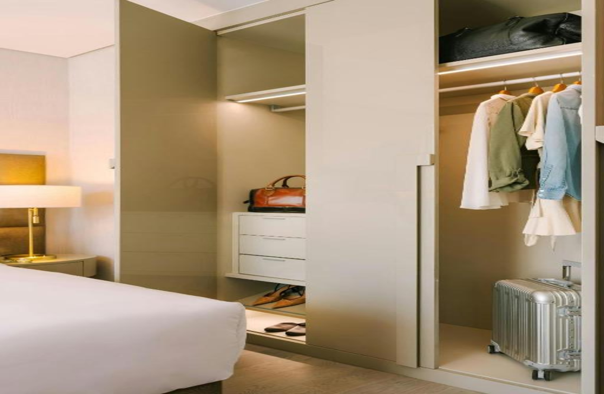 Aura Suites Downtown