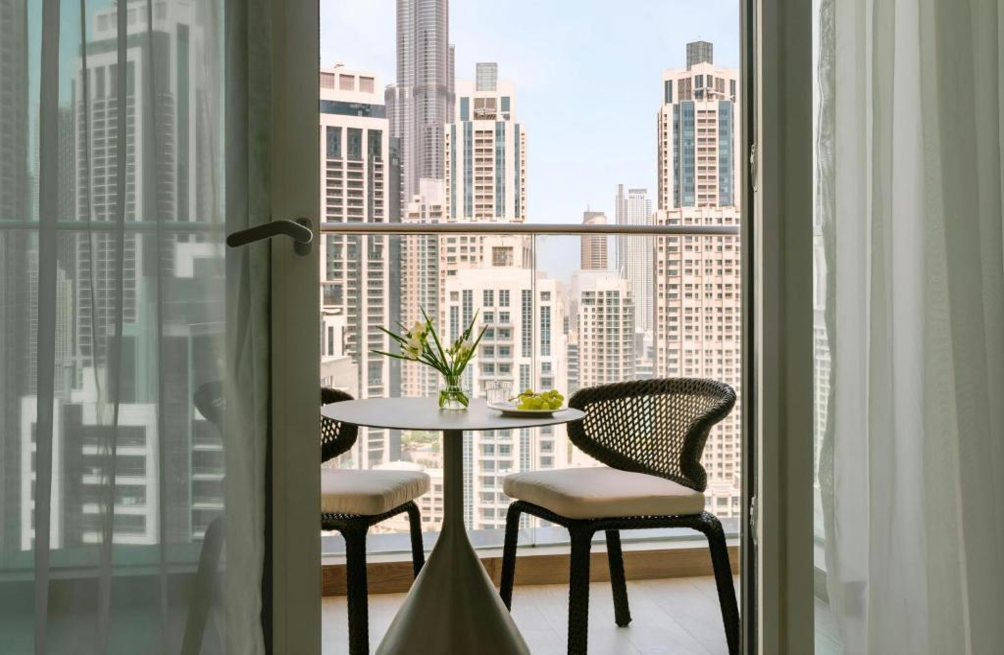 Aura Suites Downtown