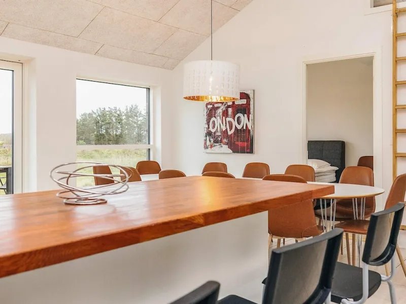 Billede 2 af 4 Star Holiday Home in Lokken