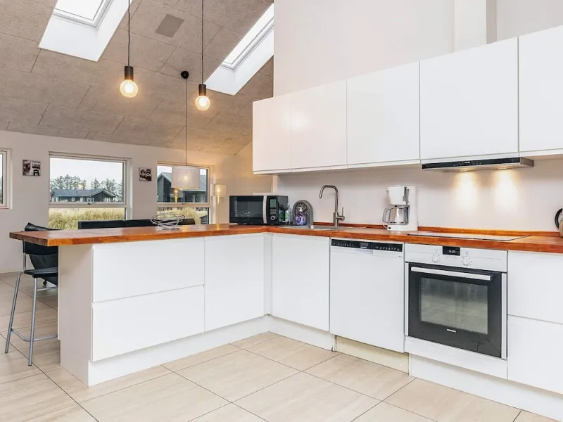 Billede 8 af 4 Star Holiday Home in Lokken