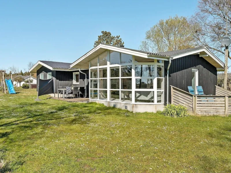 Billede 14 af 8 Person Holiday Home in Saeby