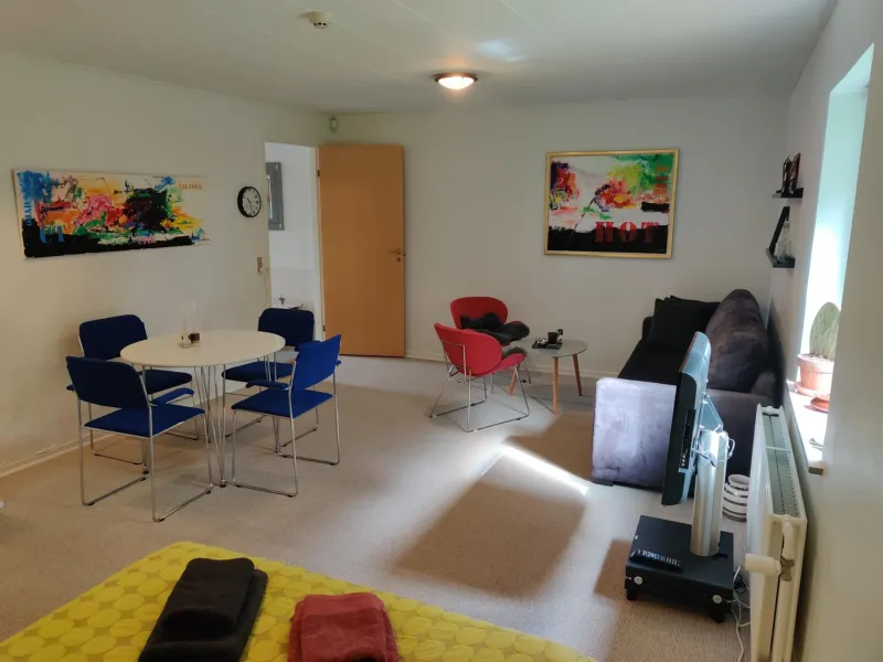 Stort og dejligt værelse med privat bad photo 9