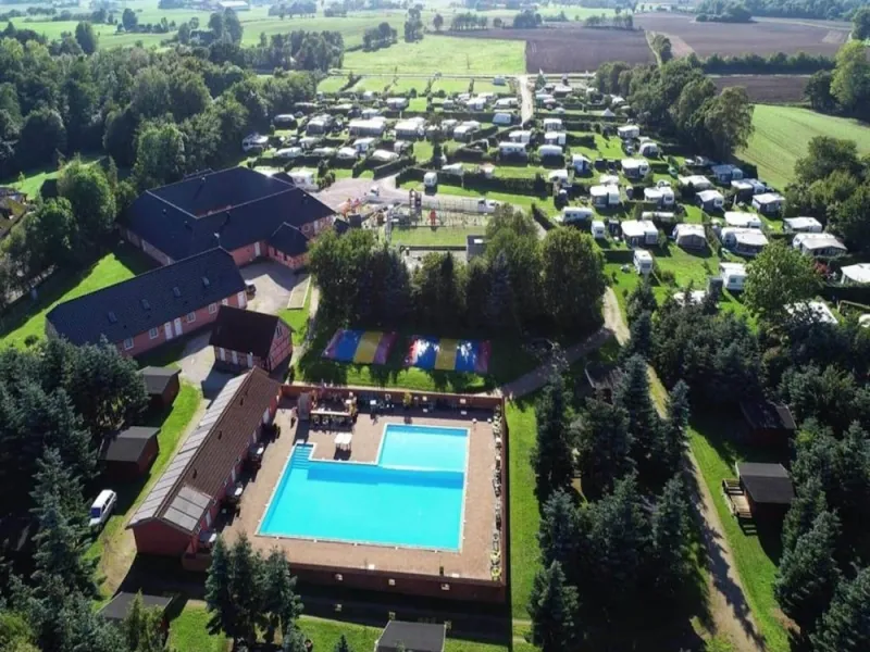Billede 9 af Amazing Holiday Home With Terrace