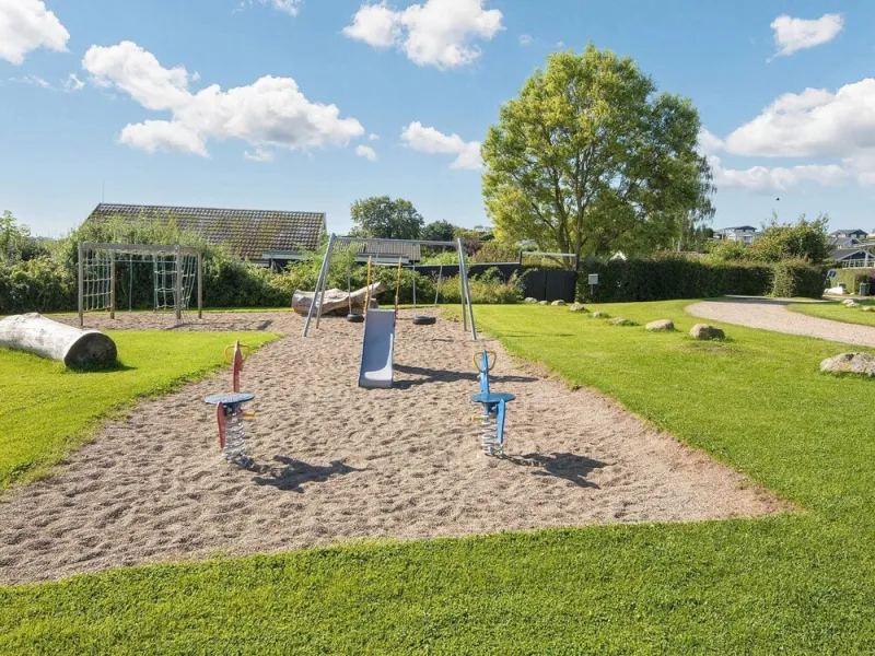 Billede 7 af 4 Star Holiday Home in Hejls