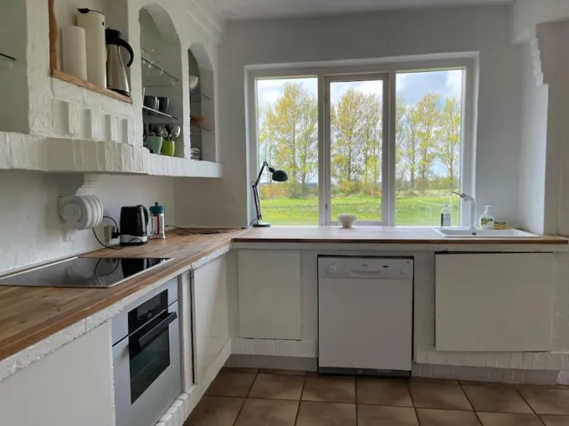 Billede 7 af Særpræget & teatralsk villa, med skøn udsigt