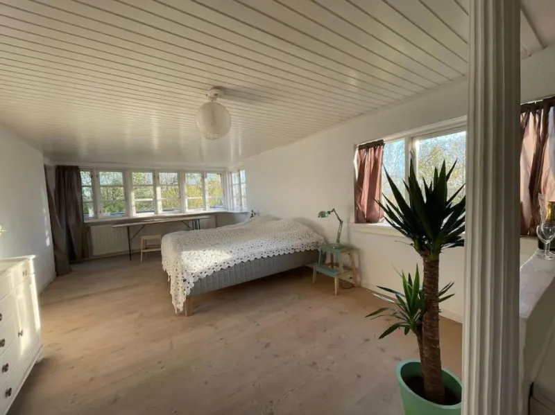 Billede 10 af Særpræget & teatralsk villa, med skøn udsigt