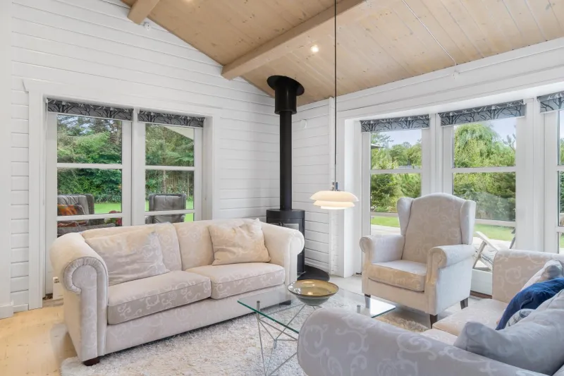 Billede 2 af Summer Cottage With Jacuzzi And Sauna