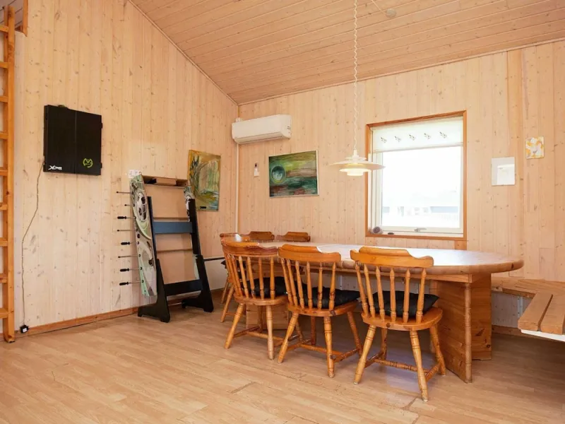 Billede 6 af 12 Person Holiday Home in Harboore