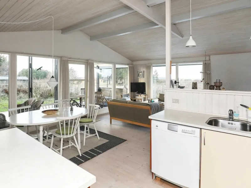 Billede 6 af Inviting Holiday Home in Hirtshals near Sea